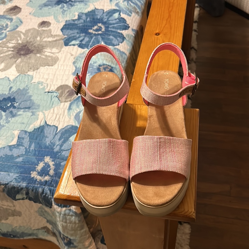 Diana Wedge Sandal - Picture 4 of 7